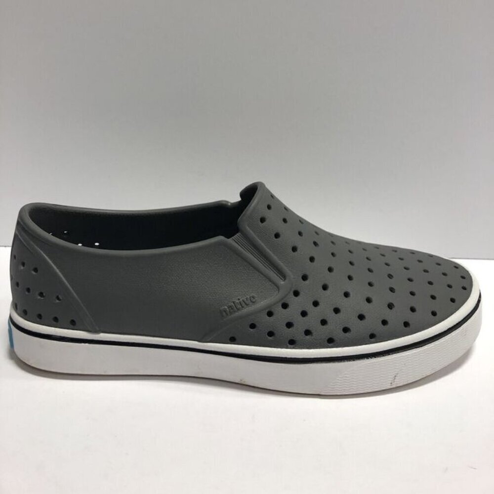 Native Women’s Miles, Gray Slip-On Shoes, Size 10 M